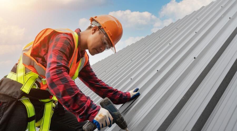 Professional Emergency Roof Repairs services in Adrian, MI